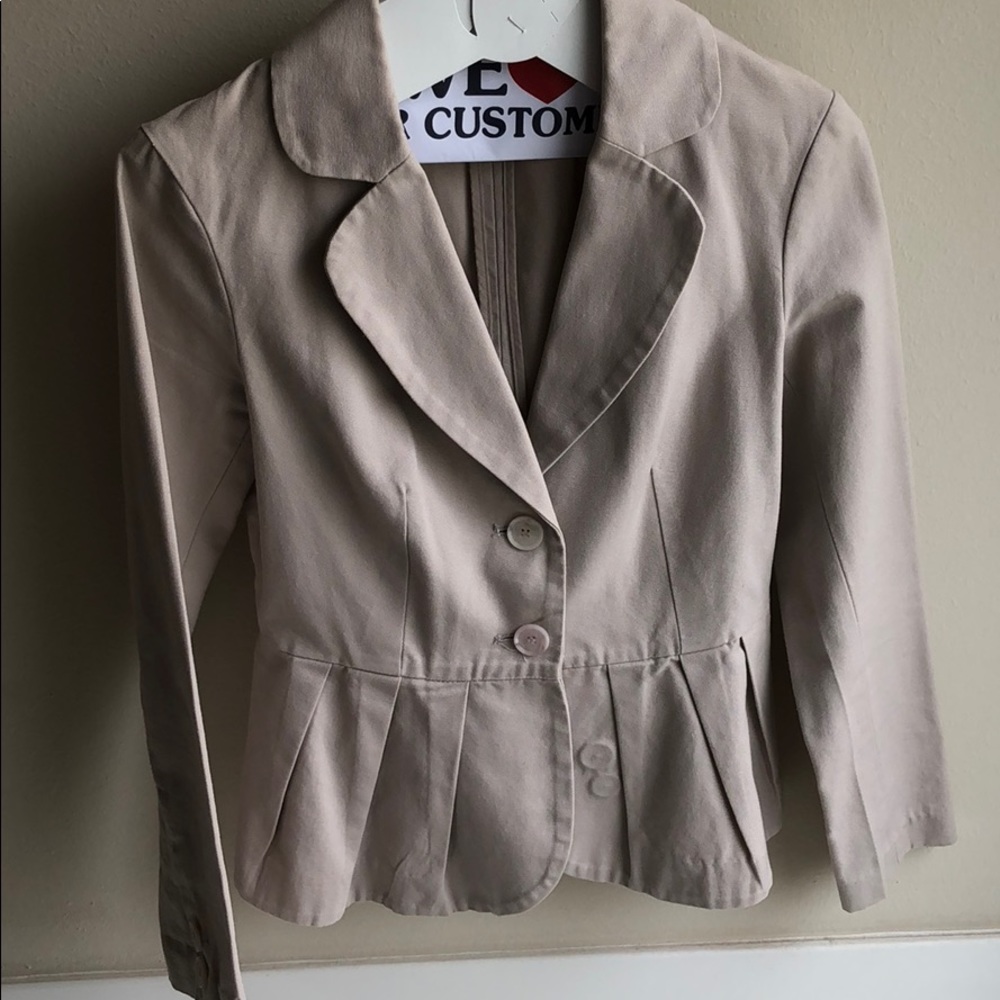 Simply Vera Wang Frilled Blazer